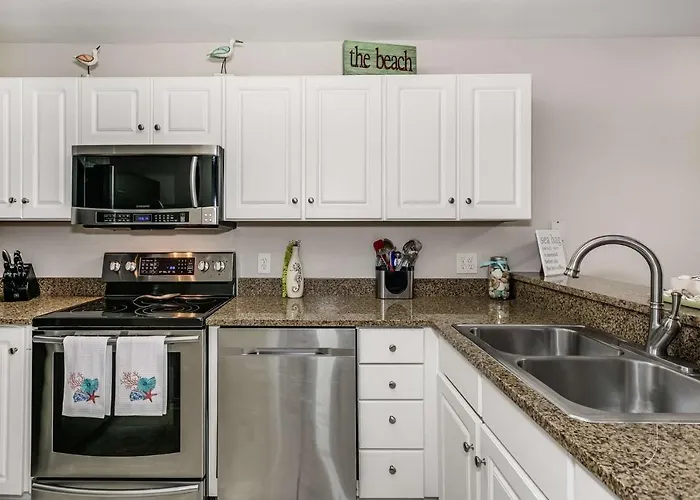 16038 Innerarity Pt Rd